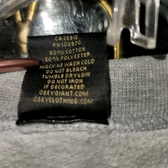 OBEY Women’s Pullover Sweatshirt Size Small - Picture 6 of 6